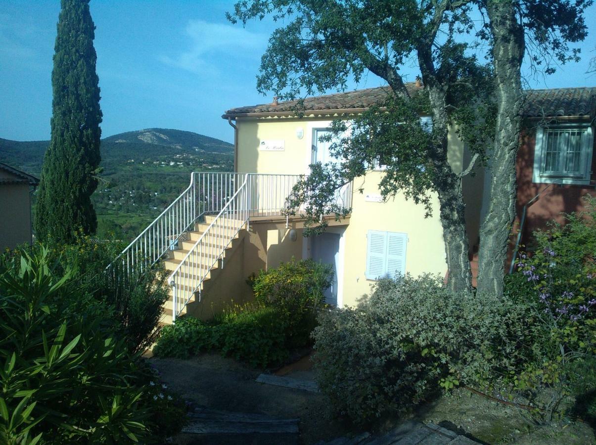 Les Restanques, Bastides Vue Golfe Saint Tropez Apartman Grimaud Kültér fotó